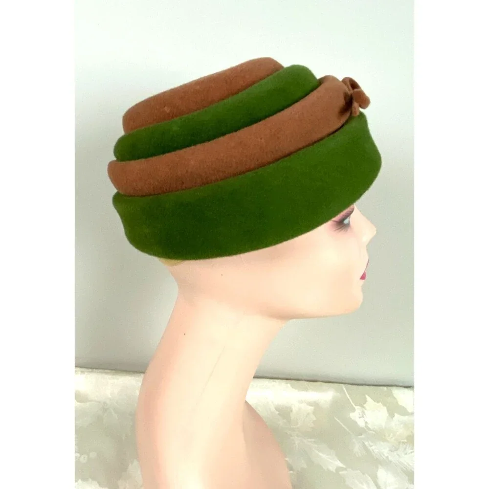Vtg 1960s Originals by Mr. M Wool Cloche Hat Two Tone Green Brown Tiers Sz 22.5